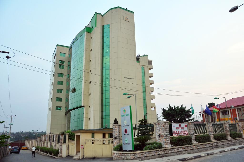 Westown Hotel Lagos Exterior foto